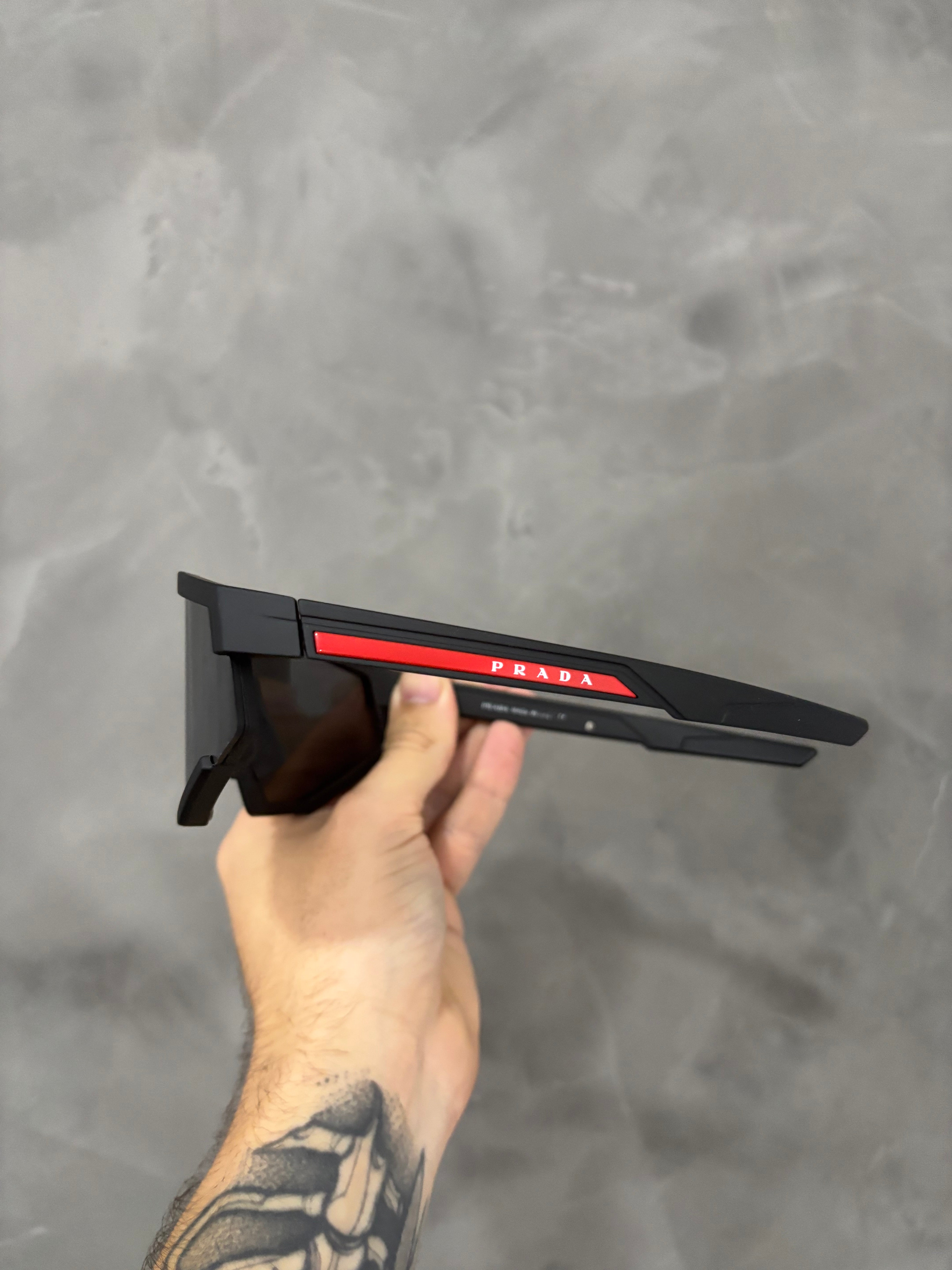 Prada Linea - Lentes Liquid Metal