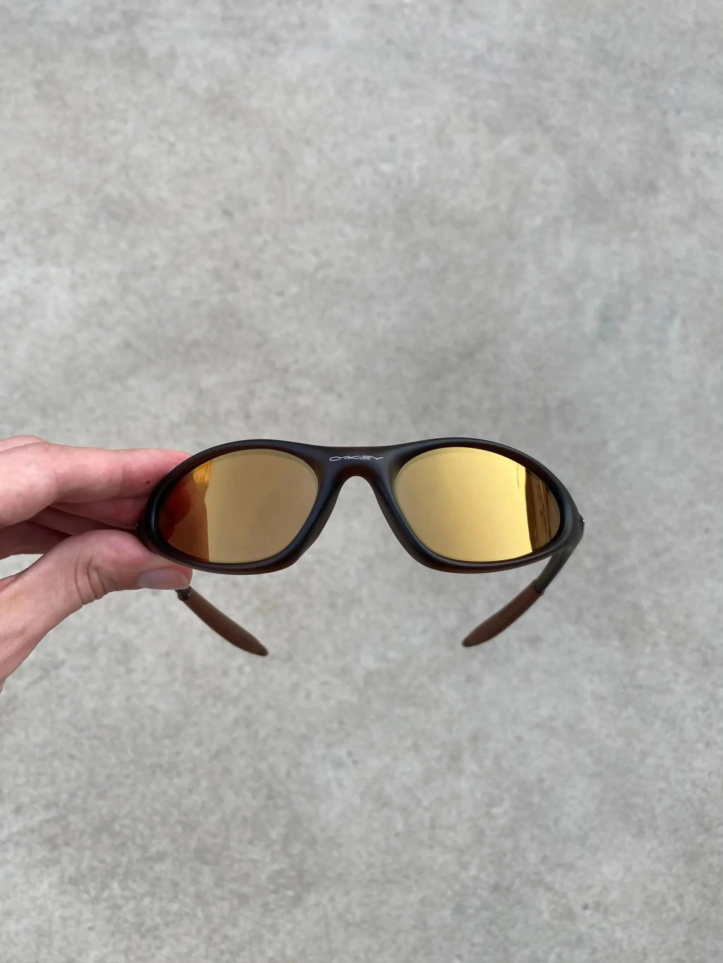 Minute Brown - Lentes Gold Cafe